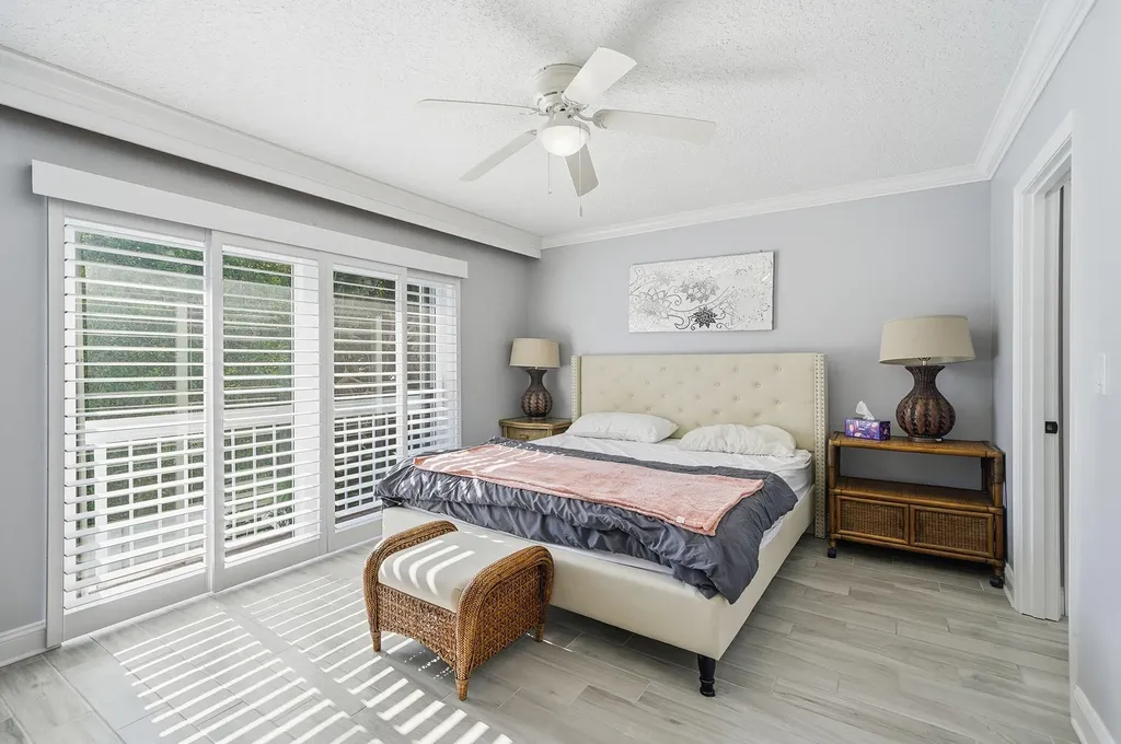 842 SE 19th Avenue Deerfield Beach FL 33441