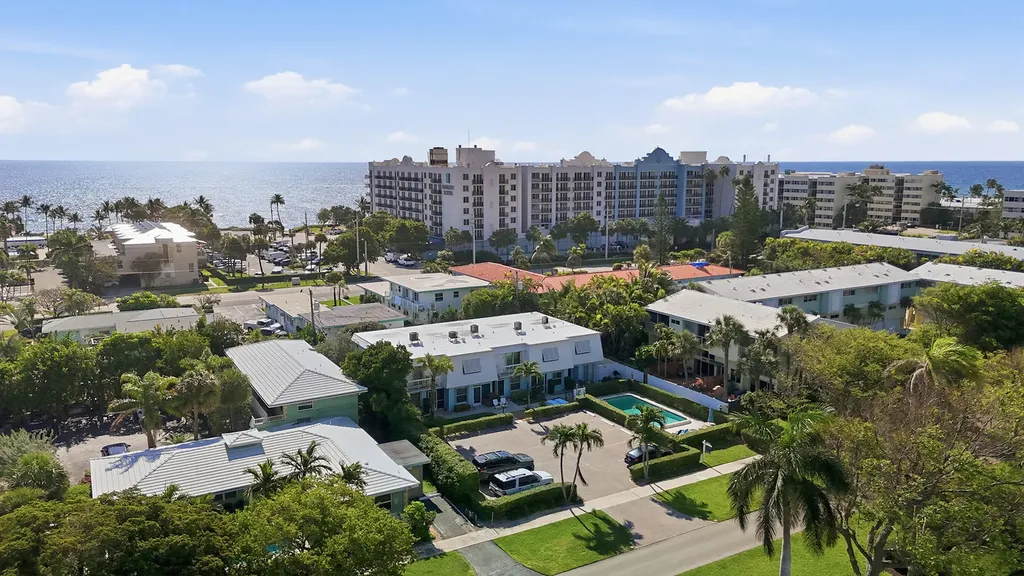 842 SE 19th Avenue Deerfield Beach FL 33441