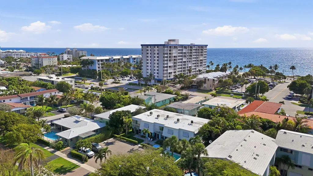 842 SE 19th Avenue Deerfield Beach FL 33441