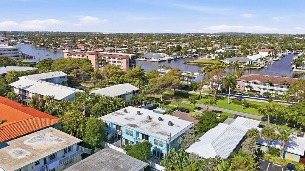 842 SE 19th Avenue Deerfield Beach FL 33441