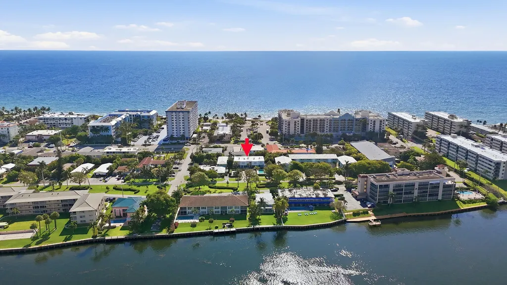 842 SE 19th Avenue Deerfield Beach FL 33441