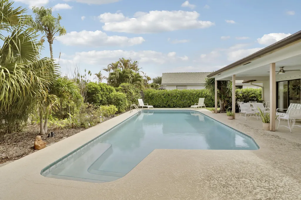 85 Hickory Hill Road Jupiter FL 33469