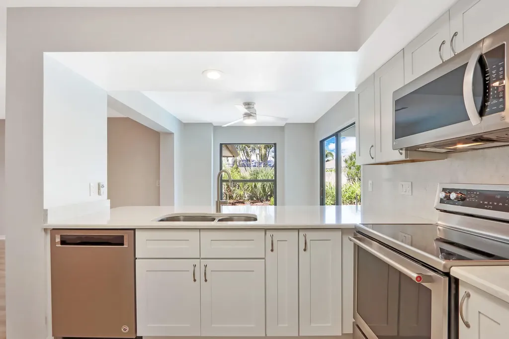 85 Hickory Hill Road Jupiter FL 33469