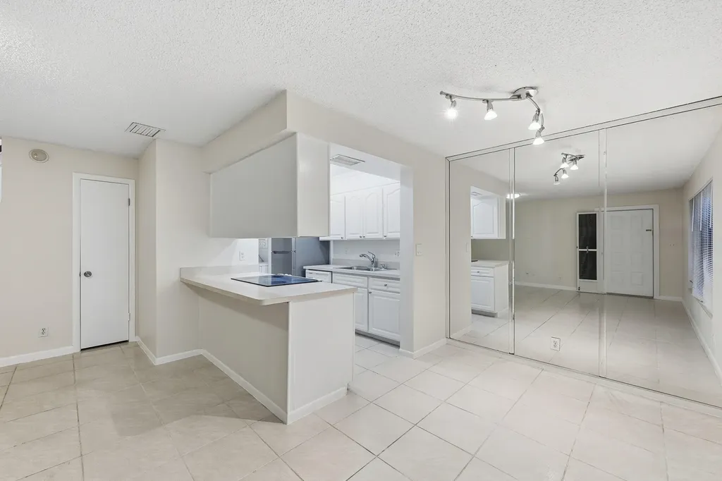 8811 NW 28th Drive Coral Springs FL 33065