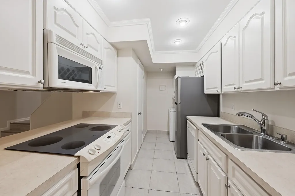 8811 NW 28th Drive Coral Springs FL 33065