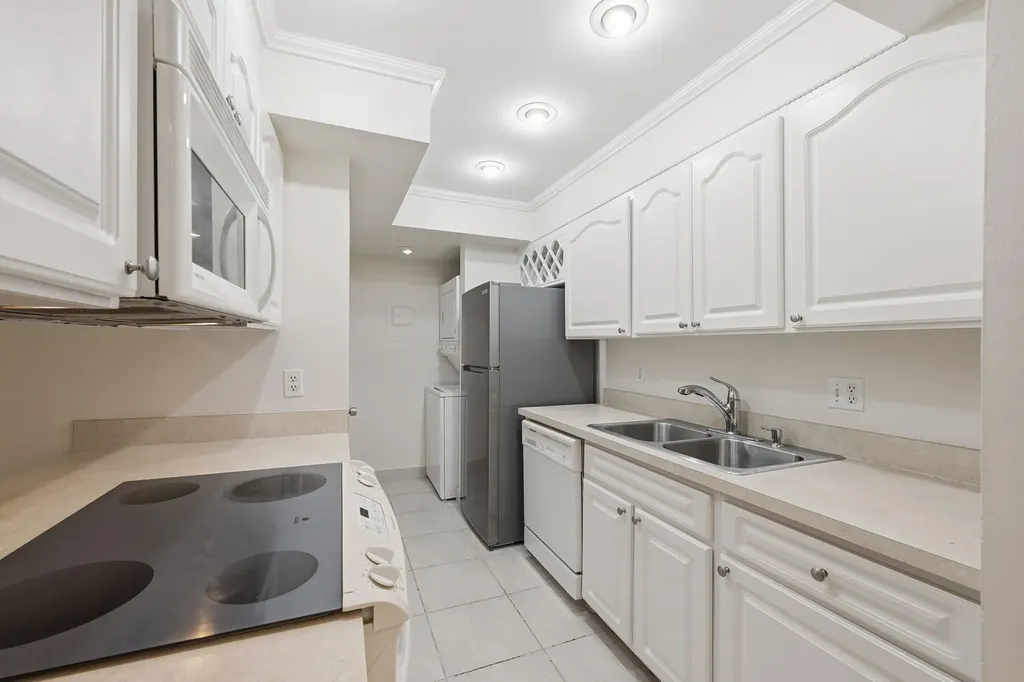 8811 NW 28th Drive Coral Springs FL 33065