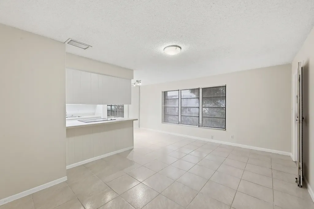 8811 NW 28th Drive Coral Springs FL 33065