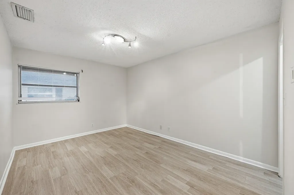 8811 NW 28th Drive Coral Springs FL 33065
