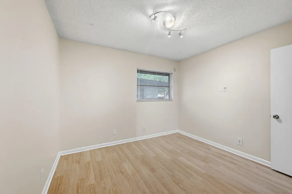 8811 NW 28th Drive Coral Springs FL 33065