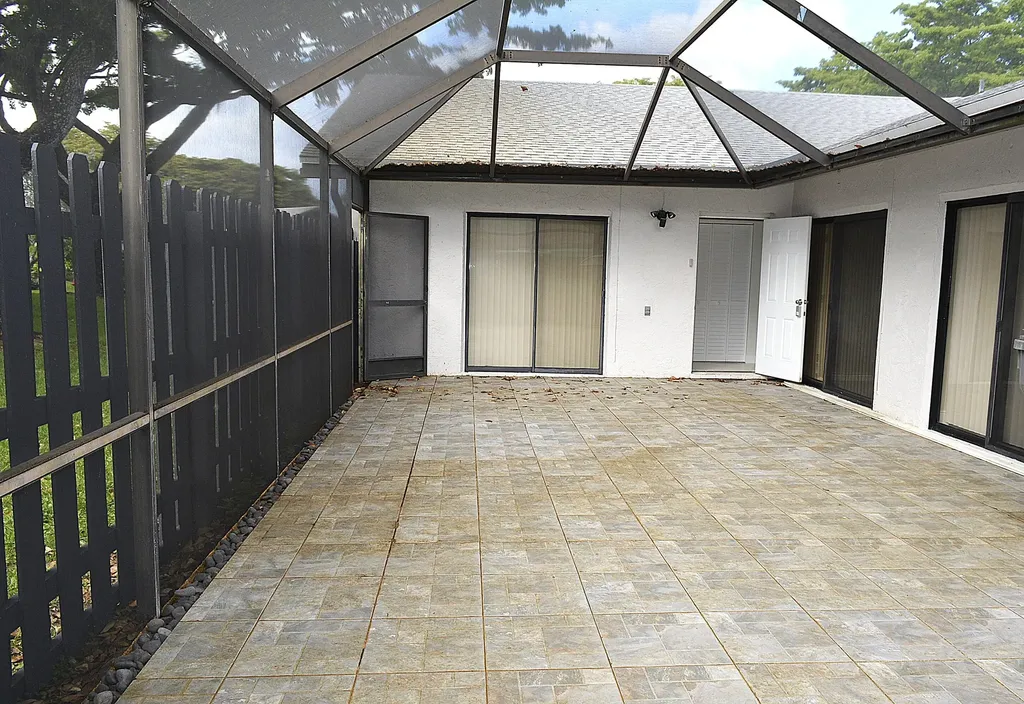 1148 Summit Trail Circle West Palm Beach FL 33415
