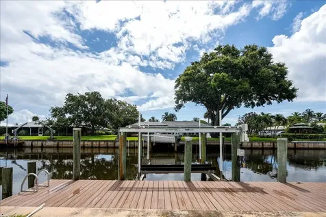 2066 5th Court SE Vero Beach FL 32962