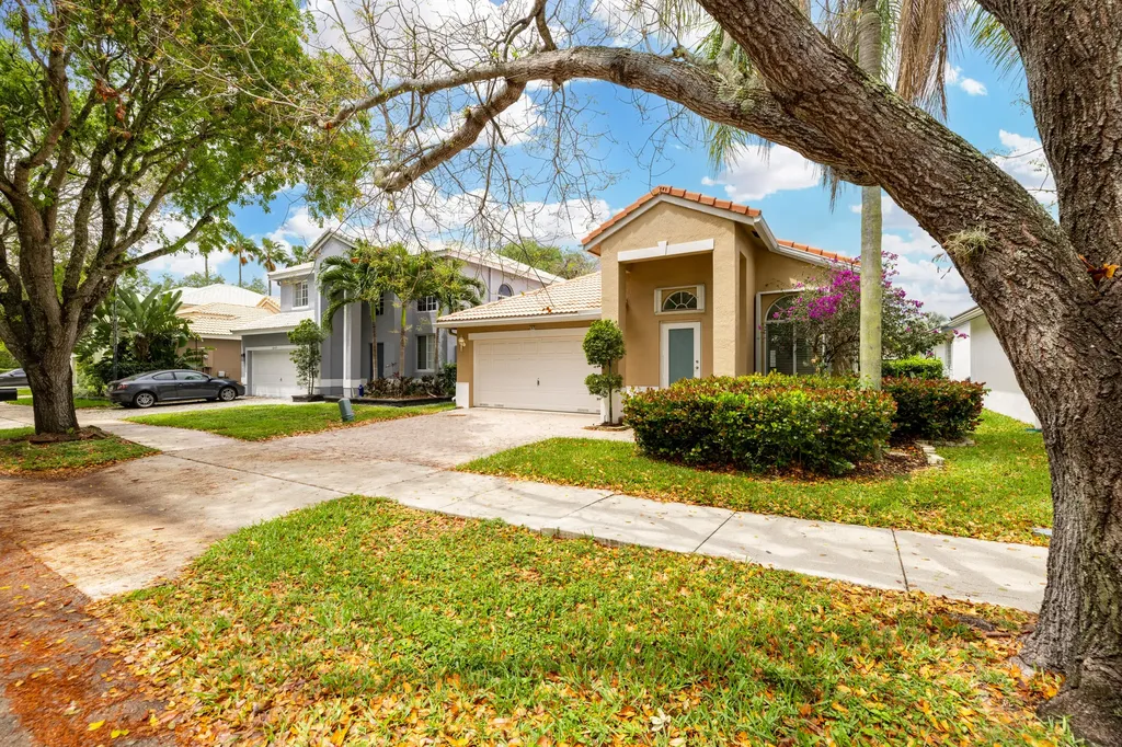 6513 Sandpiper Drive Coconut Creek FL 33073