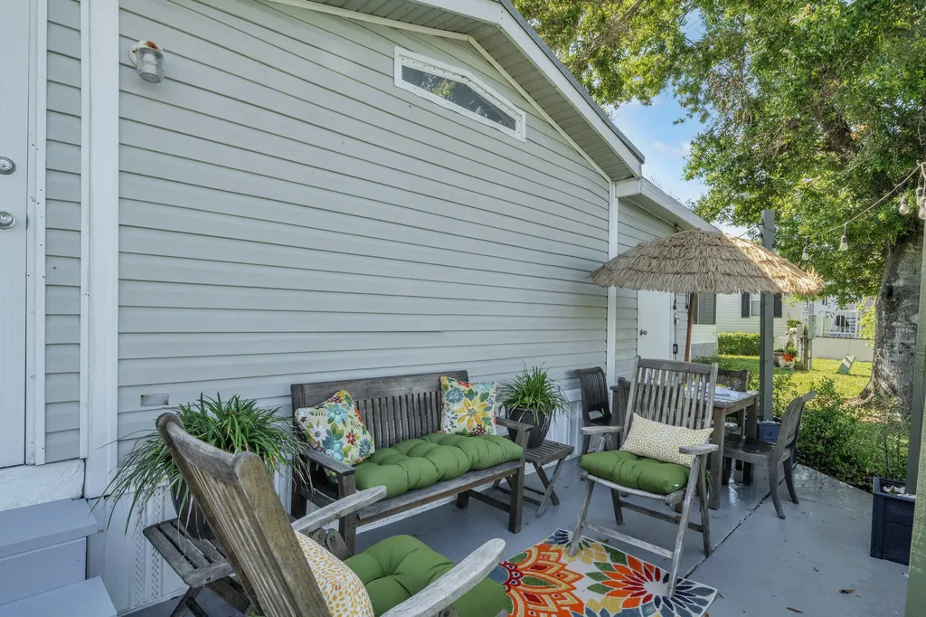 153 Plantation Boulevard Lake Worth FL 33467
