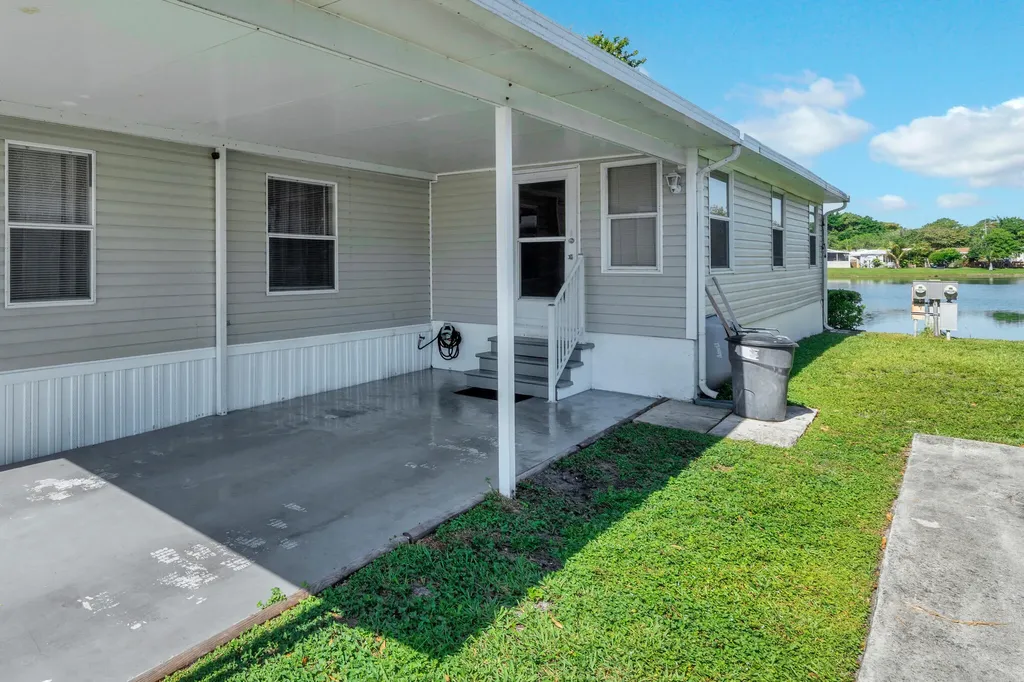153 Plantation Boulevard Lake Worth FL 33467