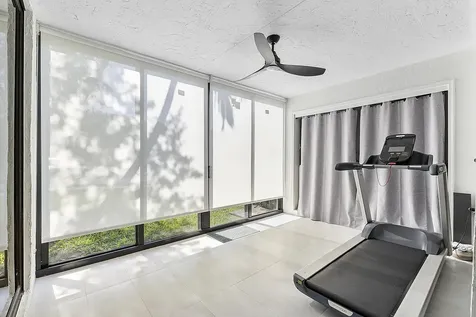 2678 N Carambola Circle N Coconut Creek FL 33066
