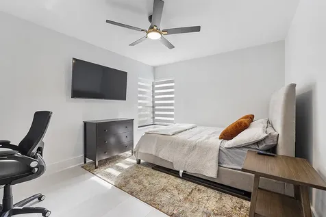 2678 N Carambola Circle N Coconut Creek FL 33066