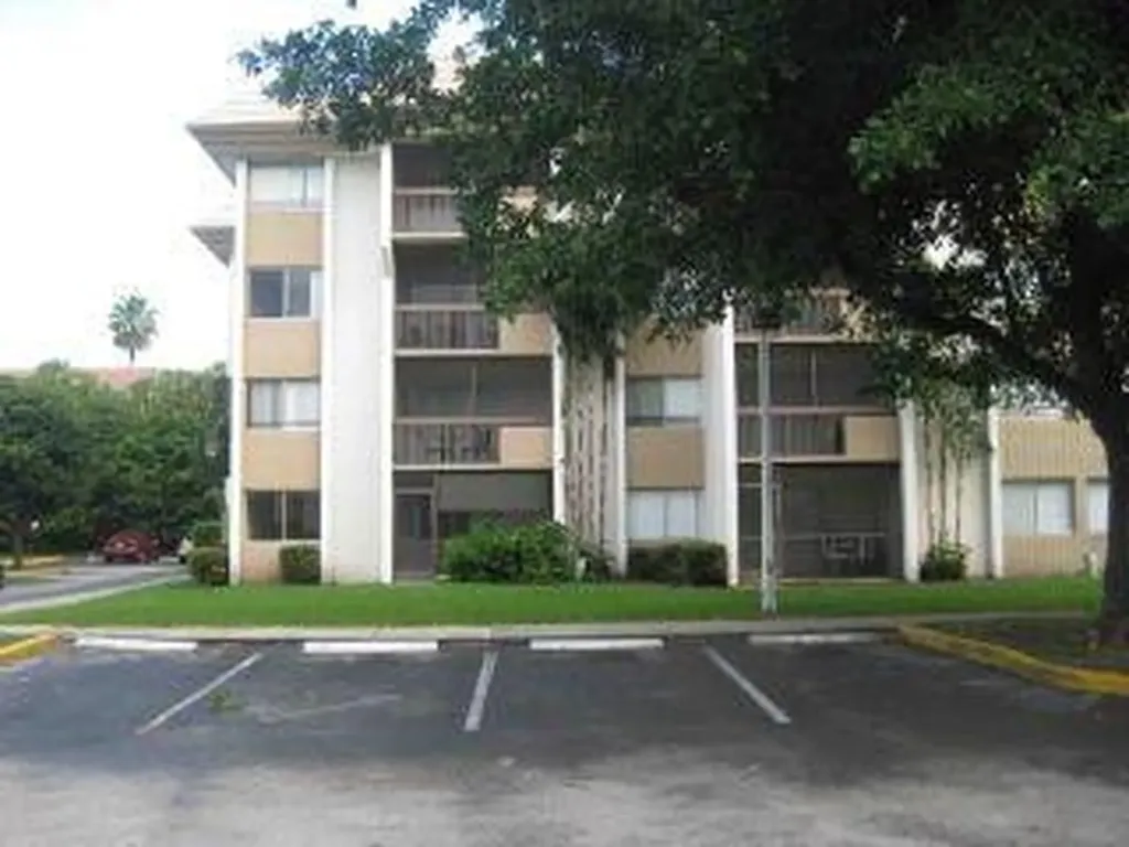701 N Pine Island Road Plantation FL 33324