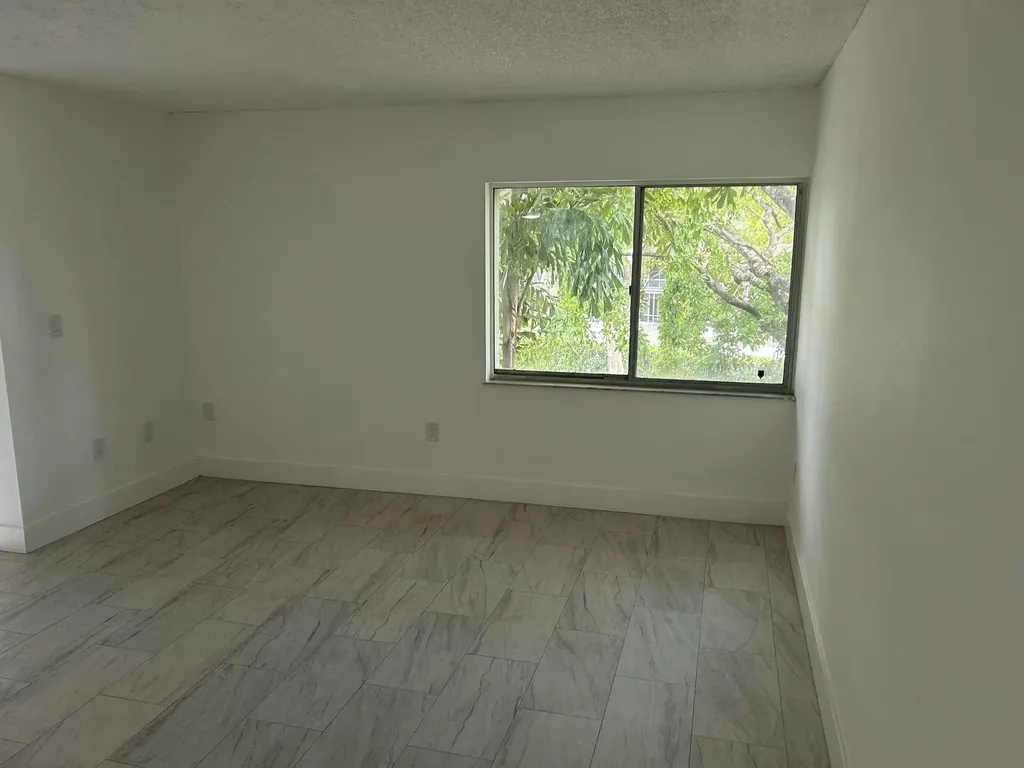 701 N Pine Island Road Plantation FL 33324