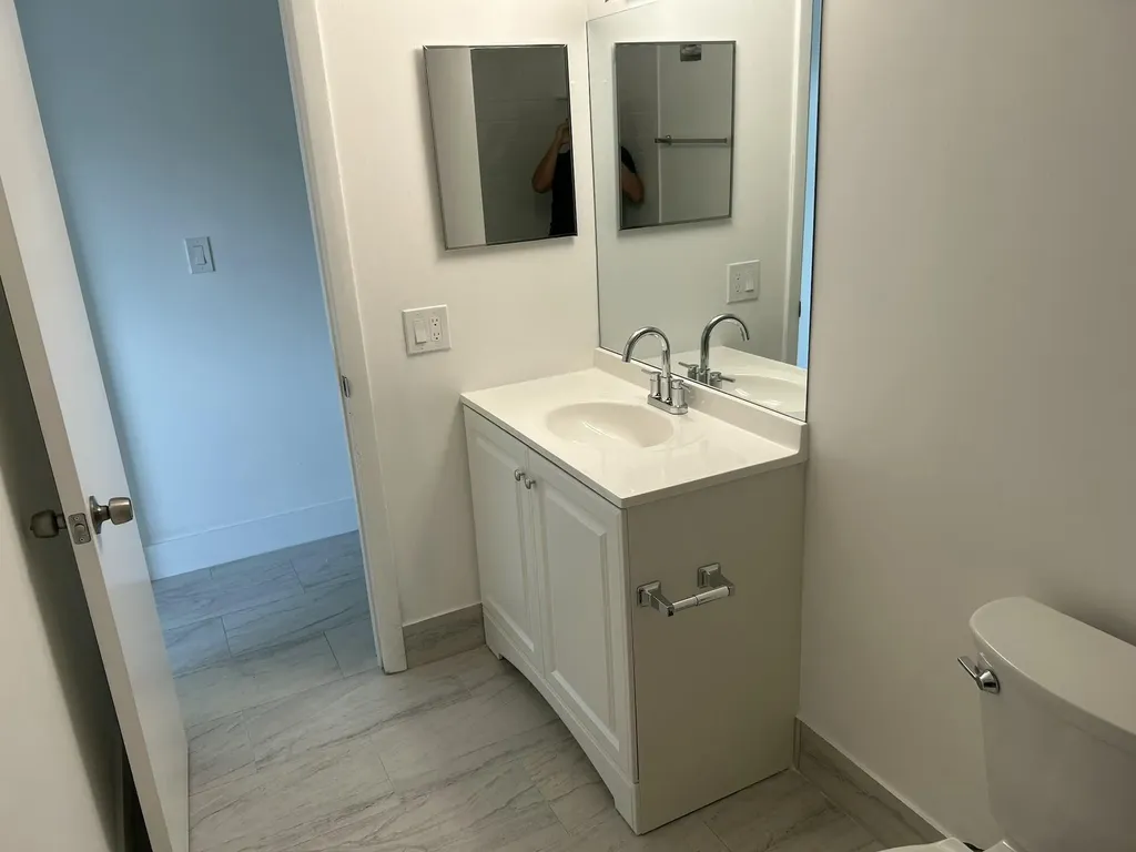 701 N Pine Island Road Plantation FL 33324