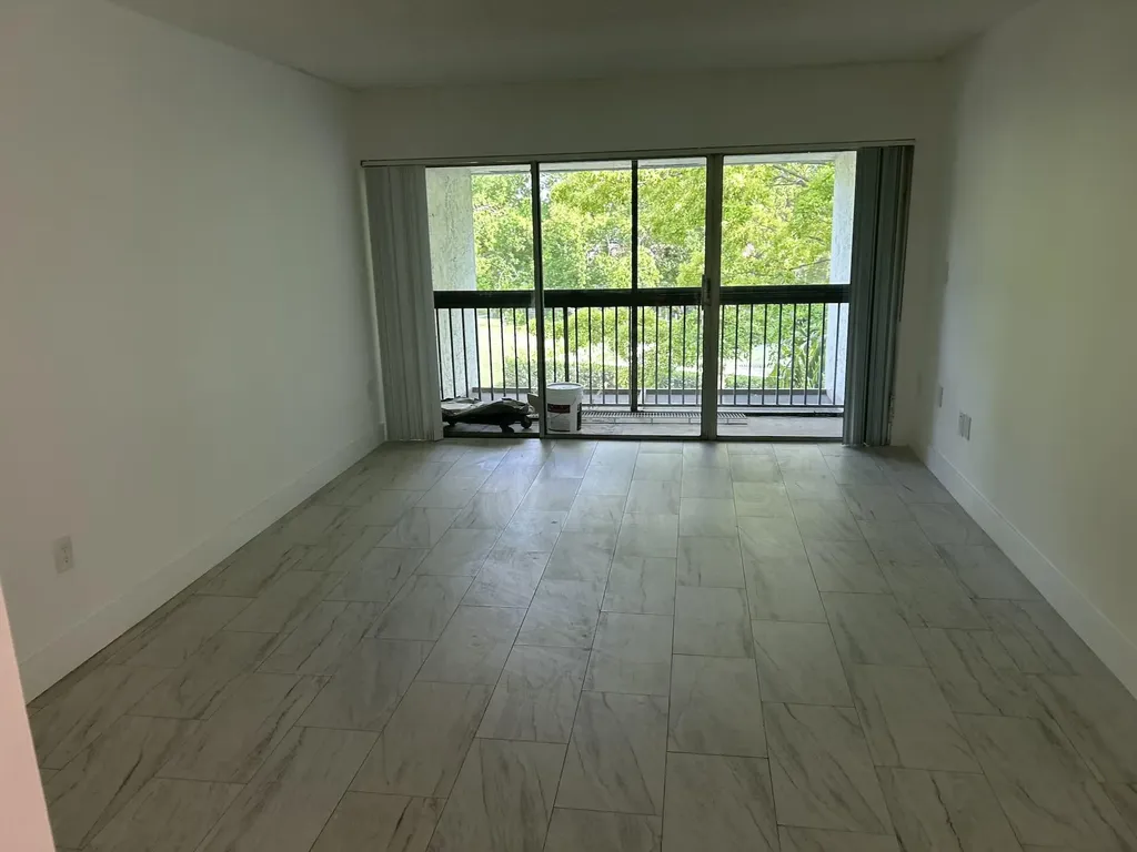 701 N Pine Island Road Plantation FL 33324