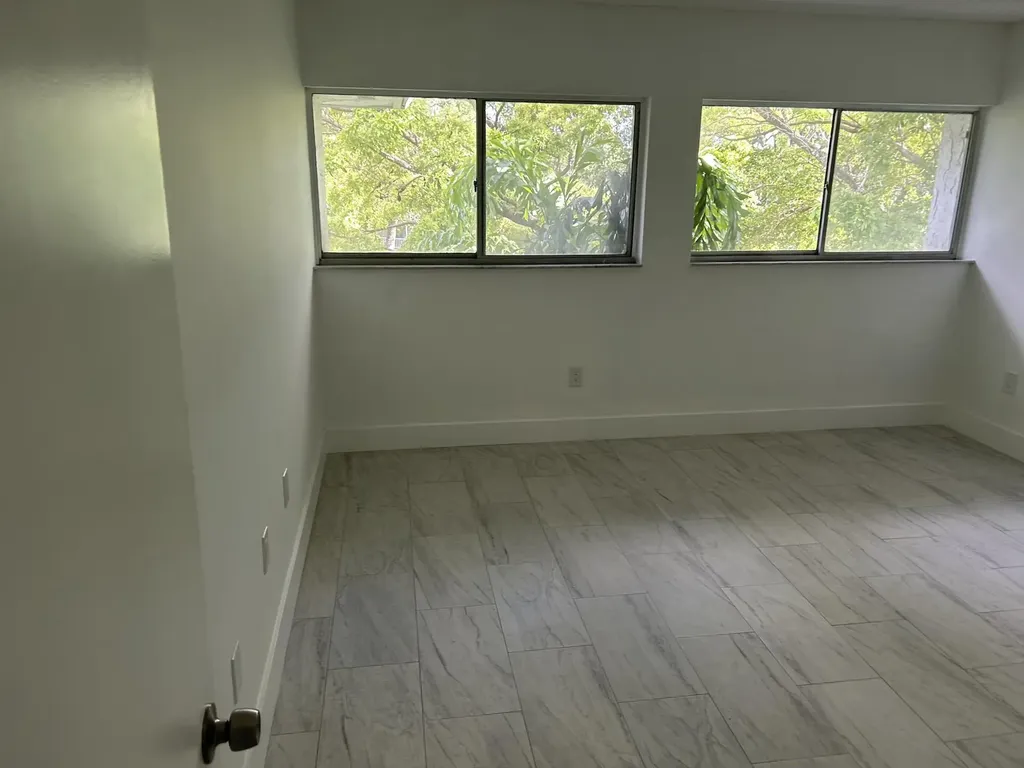 701 N Pine Island Road Plantation FL 33324