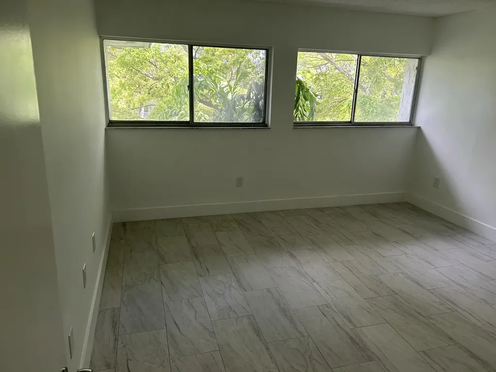 701 N Pine Island Road Plantation FL 33324