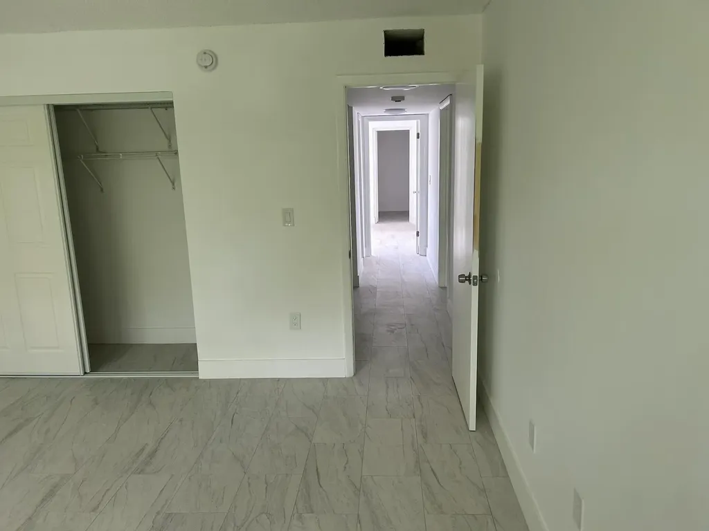 701 N Pine Island Road Plantation FL 33324