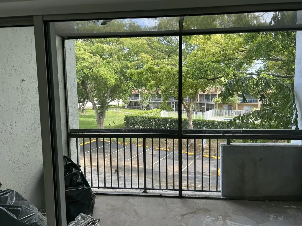 701 N Pine Island Road Plantation FL 33324