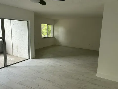 701 N Pine Island Road Plantation FL 33324