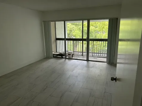 701 N Pine Island Road Plantation FL 33324