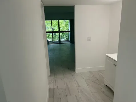 701 N Pine Island Road Plantation FL 33324