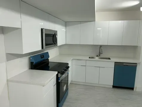 701 N Pine Island Road Plantation FL 33324
