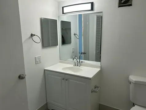 701 N Pine Island Road Plantation FL 33324