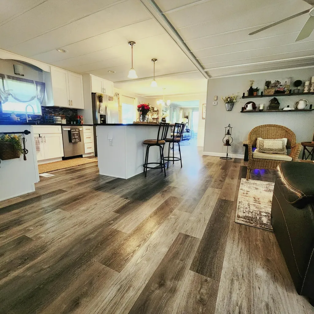 7 Guadalupe Port St Lucie FL 34952