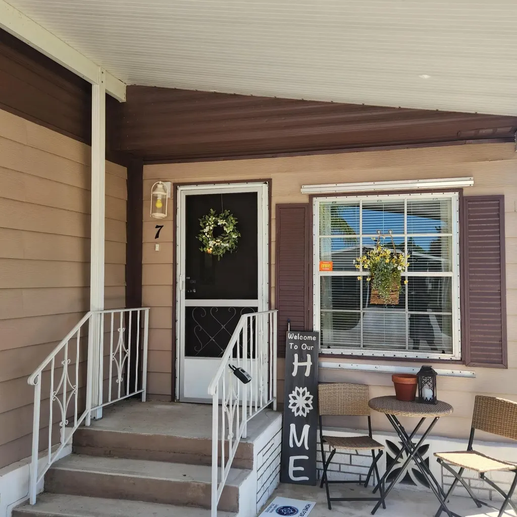 7 Guadalupe Port St Lucie FL 34952
