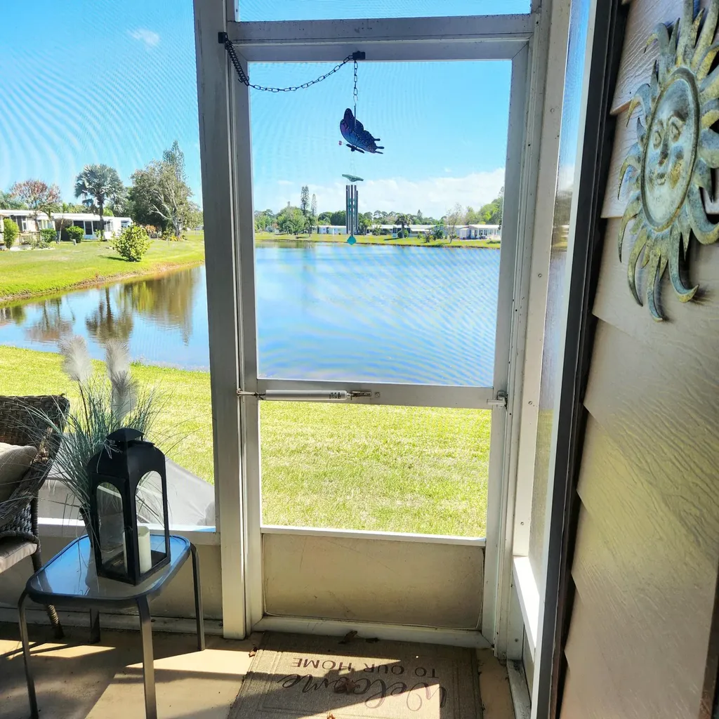 7 Guadalupe Port St Lucie FL 34952