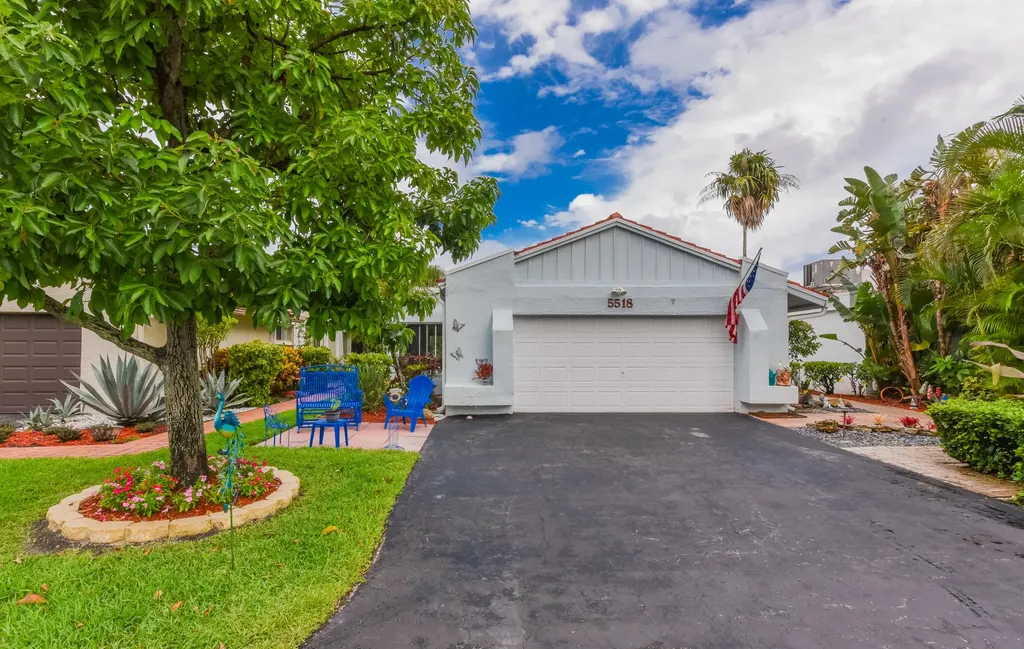 5518 Ainsley Court Boynton Beach FL 33437