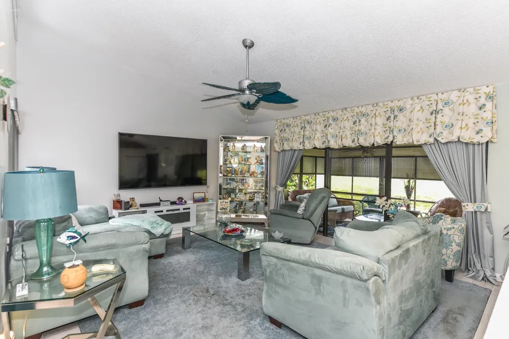 5518 Ainsley Court Boynton Beach FL 33437