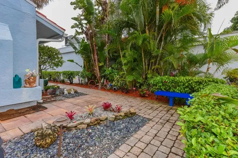 5518 Ainsley Court Boynton Beach FL 33437