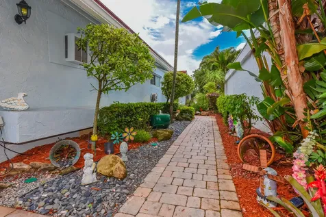 5518 Ainsley Court Boynton Beach FL 33437