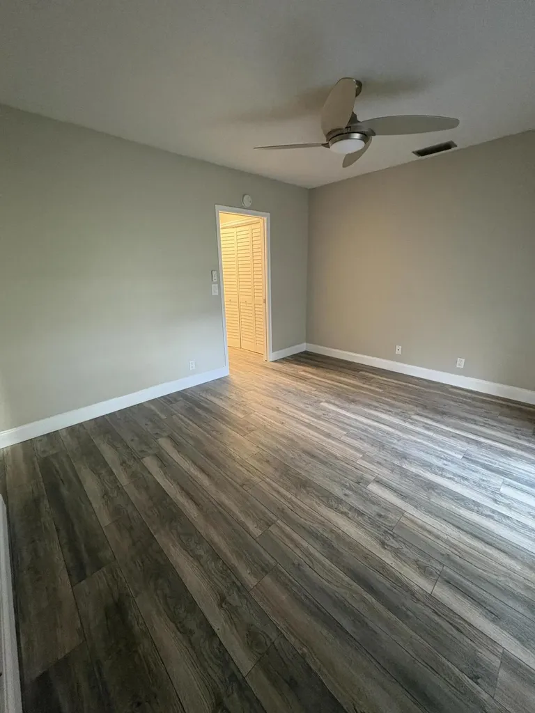 111 E Waltham West Palm Beach FL 33417