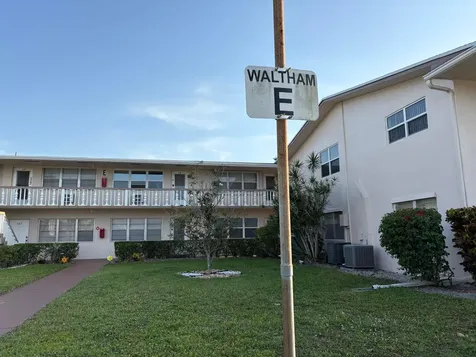 111 E Waltham West Palm Beach FL 33417