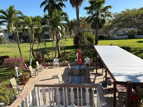 111 E Waltham West Palm Beach FL 33417