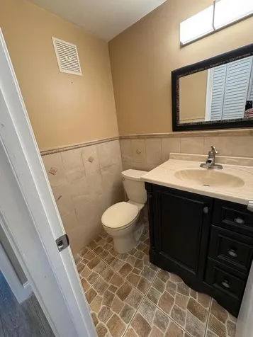 111 E Waltham West Palm Beach FL 33417
