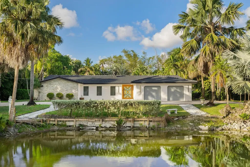 11621 NW 21st Court Plantation FL 33323