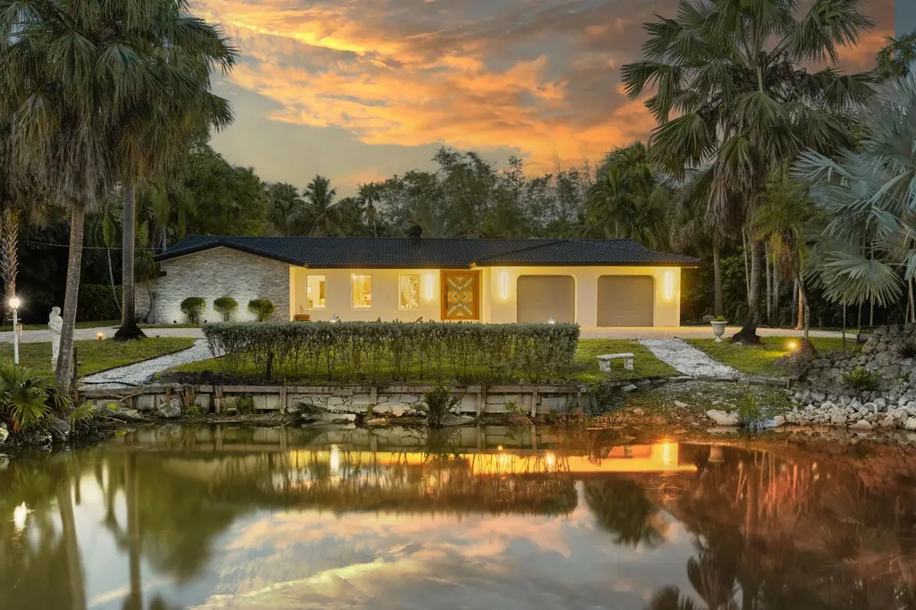 11621 NW 21st Court Plantation FL 33323
