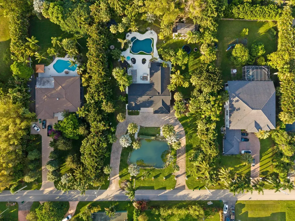 11621 NW 21st Court Plantation FL 33323