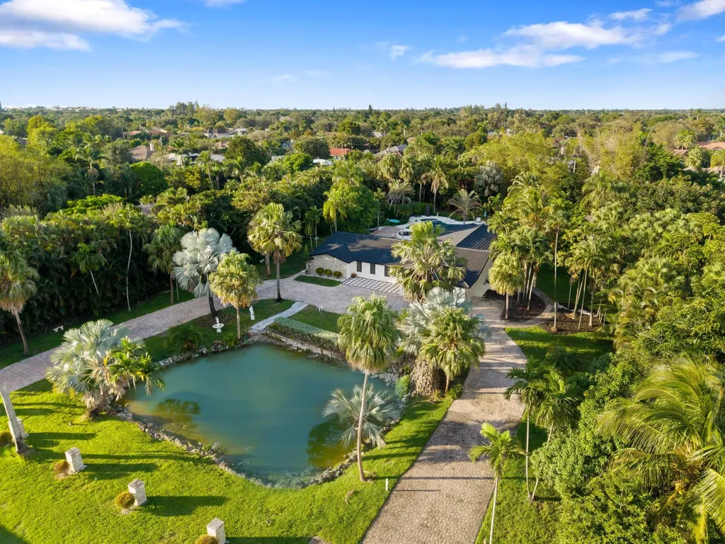 11621 NW 21st Court Plantation FL 33323