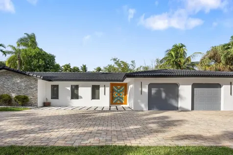 11621 NW 21st Court Plantation FL 33323