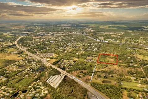 223 SW Appaloosa Street Stuart FL 34997